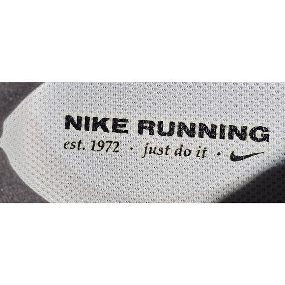 Athletic_Shoes